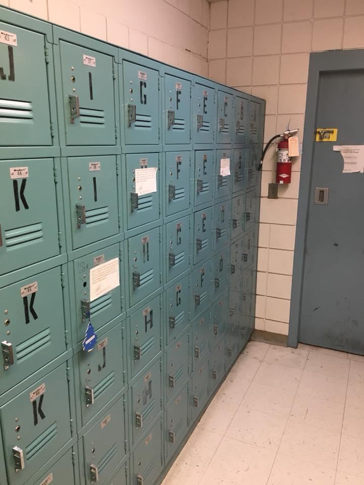 Inmate property lockers