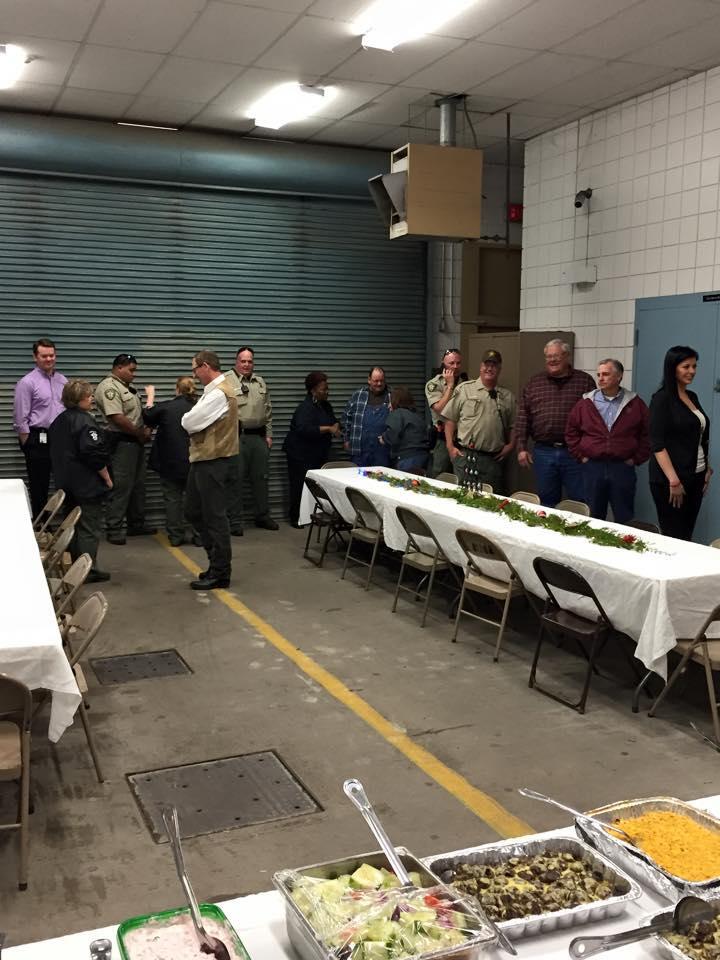 guests lining up for food