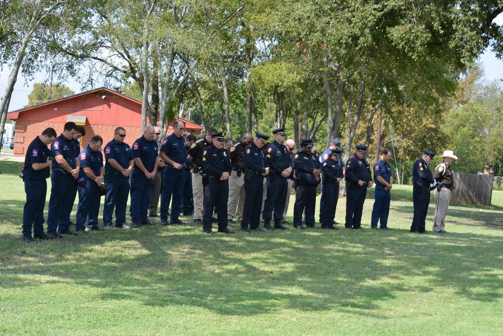 Navarro County Officers stand together 